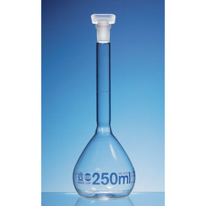 Matracci tarati USP, vetro borosilicato 3.3, classe A, graduazioni blu, con tappo in PP, incl. certificato di lotto USP